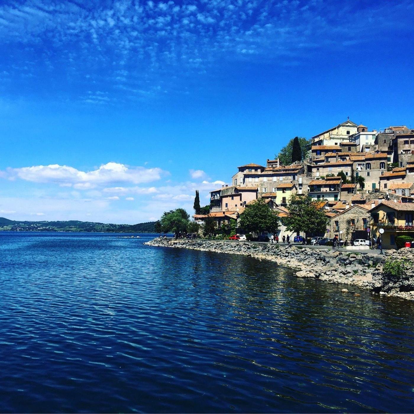 Appartamento Tra Il Borgo E Il Lago 安圭拉萨巴齐亚 外观 照片