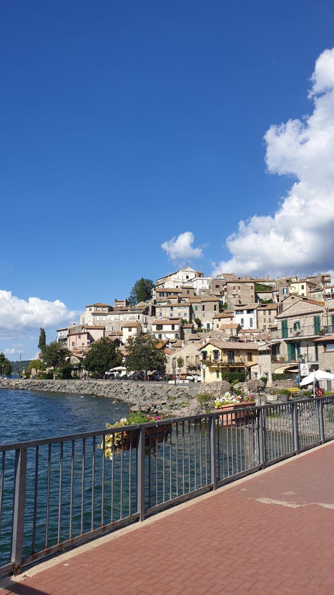 Appartamento Tra Il Borgo E Il Lago 安圭拉萨巴齐亚 外观 照片